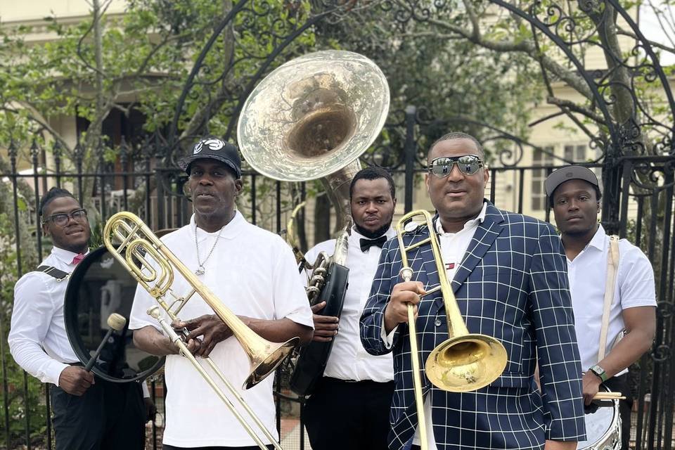 Glenn David Andrews parking lot jam